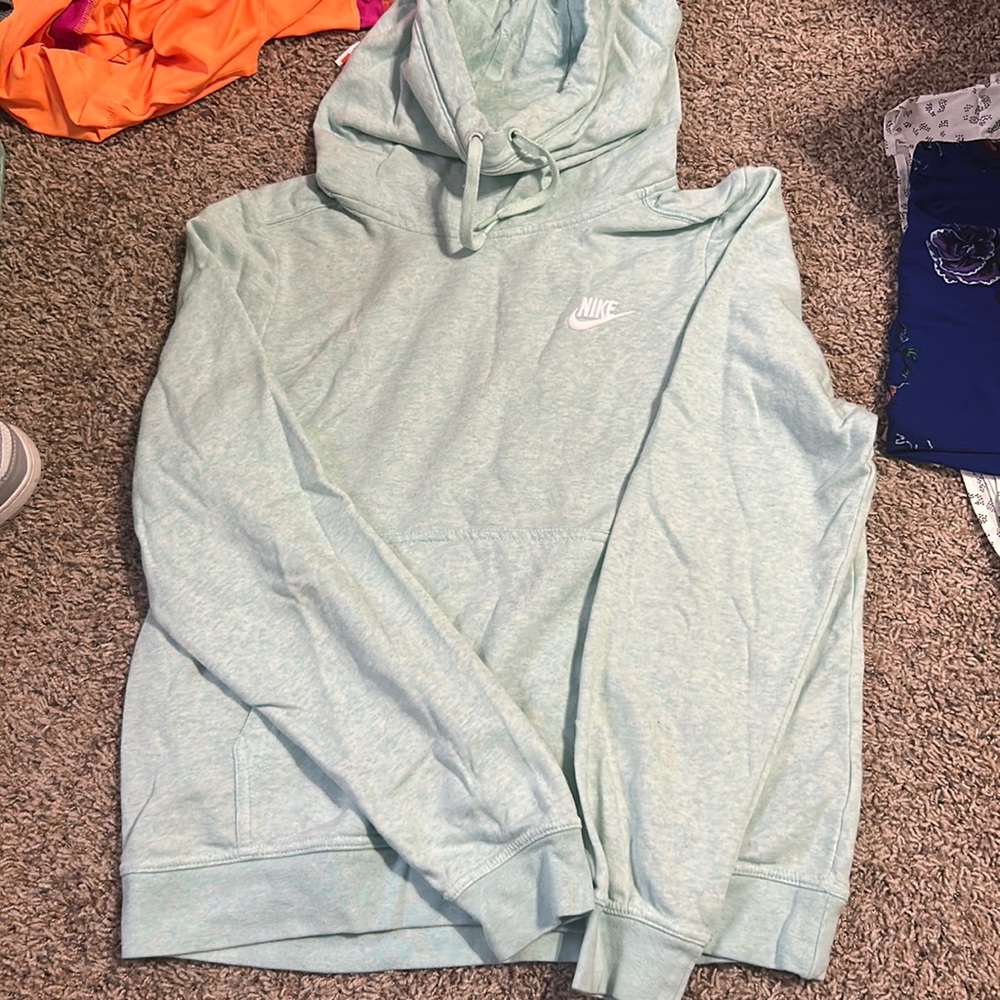 nike hoodie
